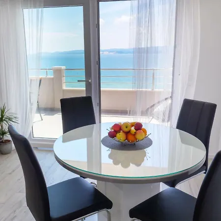 Ticinovic Apartment *