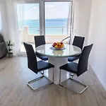 Ticinovic Apartman Omiš