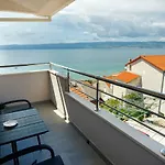 Ticinovic Apartman Omiš