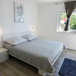 Ticinovic Apartman Omiš